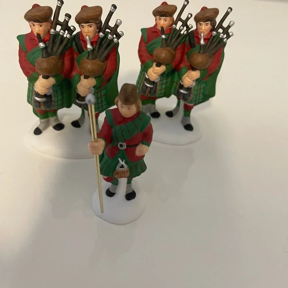 Department 56 Ten‎ Pipers Piping 12 Days of Christmas Dickens Village